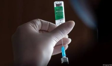 दुर्लभ मामलों में खून में थक्के जमा सकती है कोविशील्ड