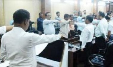 कलेक्टर सहित अफसरों-कर्मियों ने ली आतंकवाद विरोधी शपथ