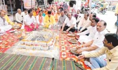 400 सीट की प्राप्ति के लिए काली मंदिर में अनुष्ठान