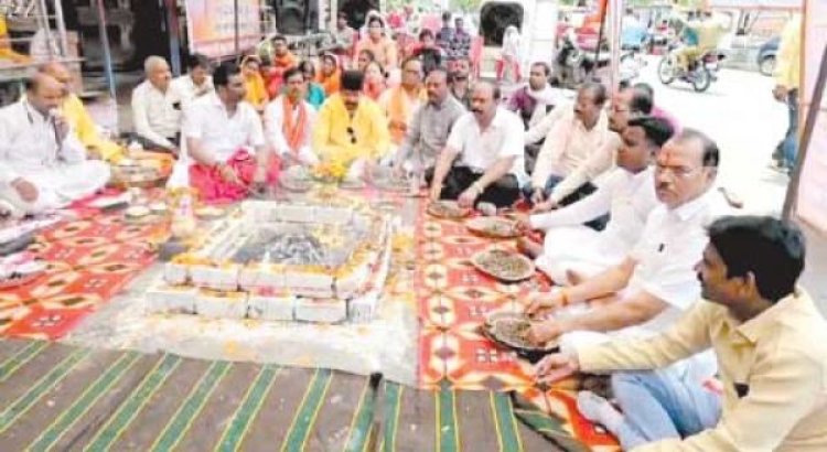 400 सीट की प्राप्ति के लिए काली मंदिर में अनुष्ठान