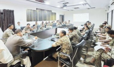 कानूनों की दी जानकारी