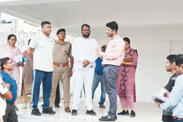 कलेक्टर-एसपी ने गुरुदर्शन मेले की तैयारी का लिया जायजा