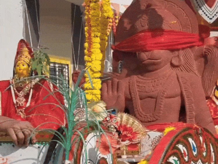 आगर मालवा में हनुमान मूर्ति स्थापना और प्राण प्रतिष्ठा महोत्सव:भक्तों ने निकाला प्रतिमा का चल समारोह; आज होगी स्थापना