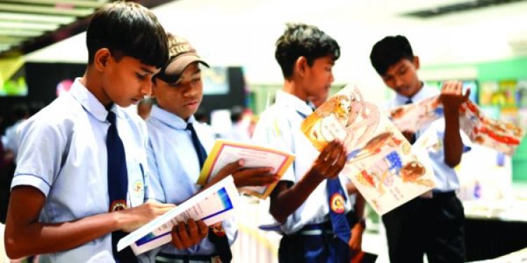 शिक्षा और साक्षरता को बढ़ावा देने के उद्देश्य से बालको में पुस्तक महोत्सव