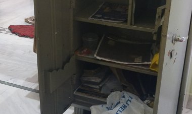 दयानंद वार्ड की पार्षद के घर लाखों की चोरी:सागर में खिड़की की जाली तोड़कर घुसे, लॉकर से जेवरात और 15 लाख रुपए ले गए