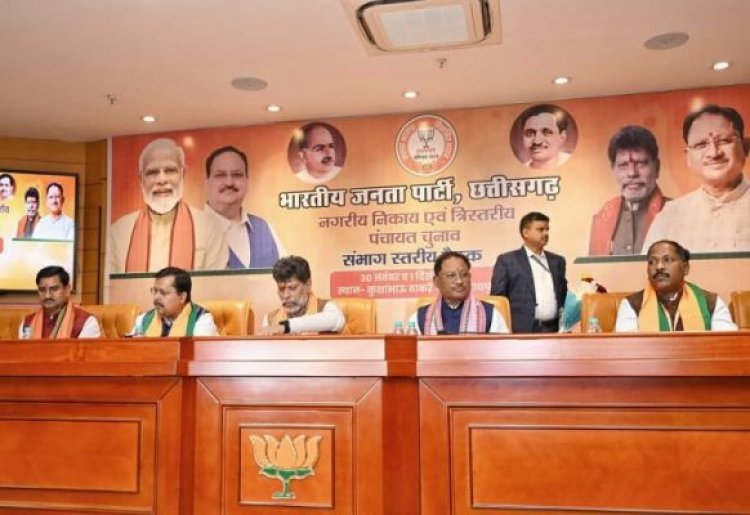 मुख्यमंत्री साय ने कहा मोदी की गारंटी पूरा करना,जनजाति गौरव दिवस की सफलता,इंडियन रोड कांग्रेस,बस्तर ओलंपिक सहित 1 साल में सरकार ने की कई उपलब्धियां हासिल : हमारी सरकार ने रखा किसान,युवा,महिलाएं सबका मान,60 लाख का सदस्यता लक्ष्य पूरा करने पर मुख्यमंत्री ने दी बधाई