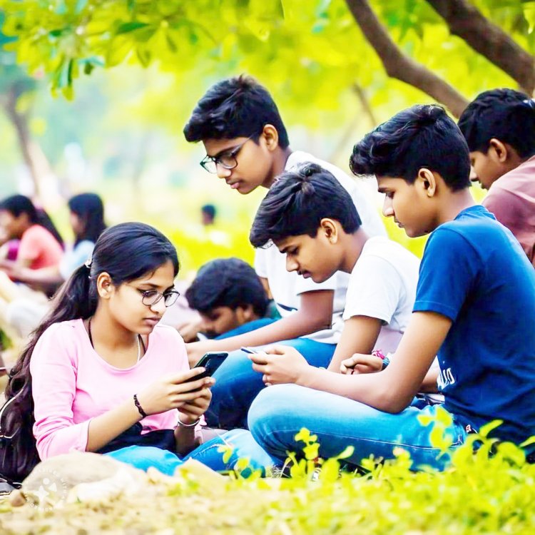 ‘छत्तीसगढ़’ का  संपादकीय : मोबाइल और सोशल मीडिया से मरने-मारने की आ रही नौबत समाज के लिए चुनौती