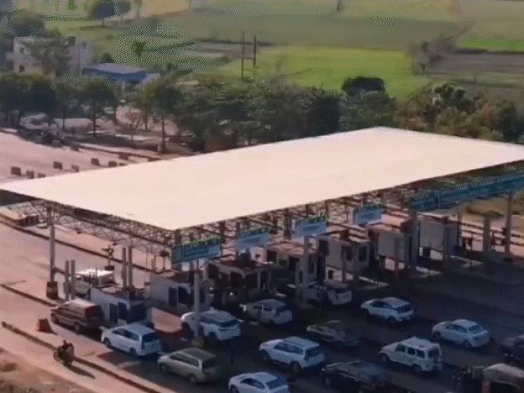 रीवा-प्रयागराज मार्ग पर 5 किमी लंबा जाम:कुंभ में जा रही तीन हजार गाड़ियां फंसी; सीएम ने लोगों से की सहयोग की अपील