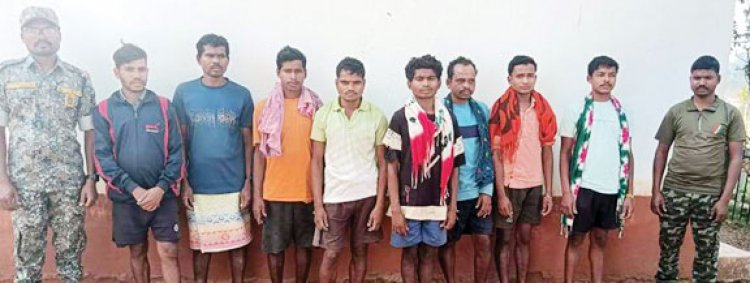 ग्रामीण हत्या में शामिल 7 नक्सली गिरफ्तार