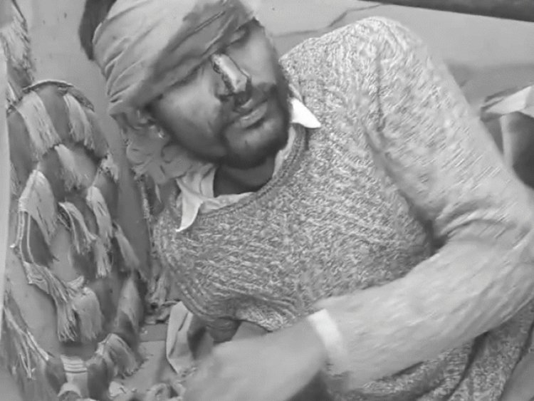 बच्चों को बचाया, खुद डंपर की चपेट में आया पिता:मौके पर ही दम तोड़ा; 3 घंटे बाद केबिन से निकाला जा सका ड्राइवर