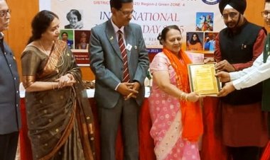 महिला दिवस पर लायंस क्लब का विशेष कार्यक्रम:सिंधी पंचायत अध्यक्ष किरण वाधवानी सहित 25 महिलाओं को किया सम्मानित