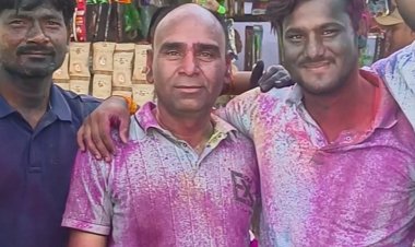 दिव्यांगों संग मुरैना कलेक्टर ने खेली होली:शहर में हर्षोल्लास और सौहार्द के साथ मनी होली; ढोल की थाप पर झूमे लोग