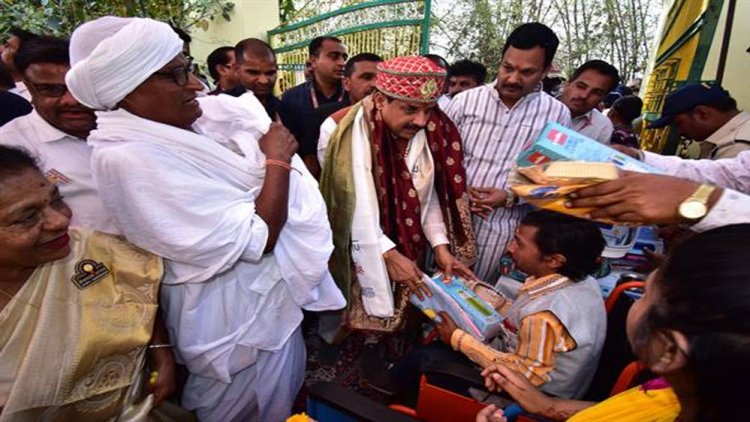 मुख्यमंत्री डॉ. यादव ने उज्जैन सेवाधाम में बच्चों के साथ मनाया जन्मदिन
