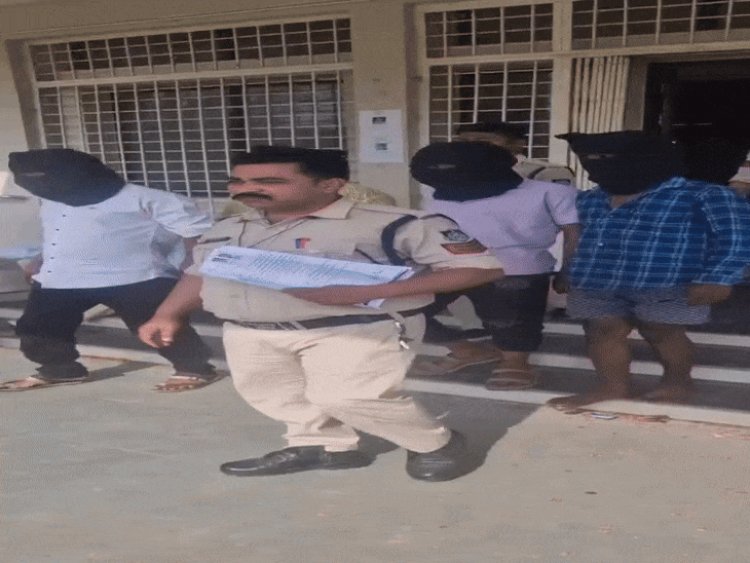 रीवा में बाइक चोर गिरोह के चार सदस्य गिरफ्तार:चेकिंग के दौरान पकड़ाए, तीन बाइक बरामद; कोर्ट ने भेजा जेल