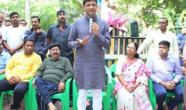 महापौर का जनसंवाद:वार्ड 45 के विकास कामों को देखा, स्वास्थ्य-शिक्षा और डिजिटल इंदौर पर जोर