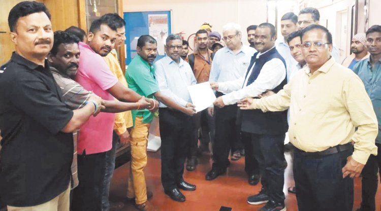 बस्तर संभाग के अभ्यार्थियों को एनएमडीसी भर्ती में बोनस अंक देने की उठी मांग