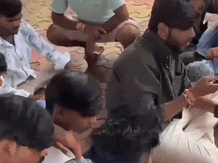 सतना के पीएमश्री कॉलेज में शराब-गांजा पार्टी:वीडियो में पार्किंग में बैठे दिख रहे युवक, सुरक्षा व्यवस्था पर उठे सवाल