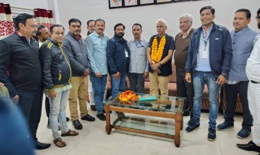 पुष्पेंद्र कुलश्रेष्ठ का नगर आगमन पर स्वागत