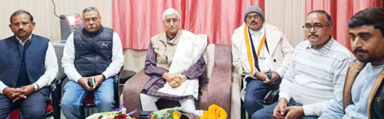 रामानुजगंज के दौरे पर पहुंचे पूर्व सीएम सिंहदेव, भाजपा सरकार पर तीखा प्रहार