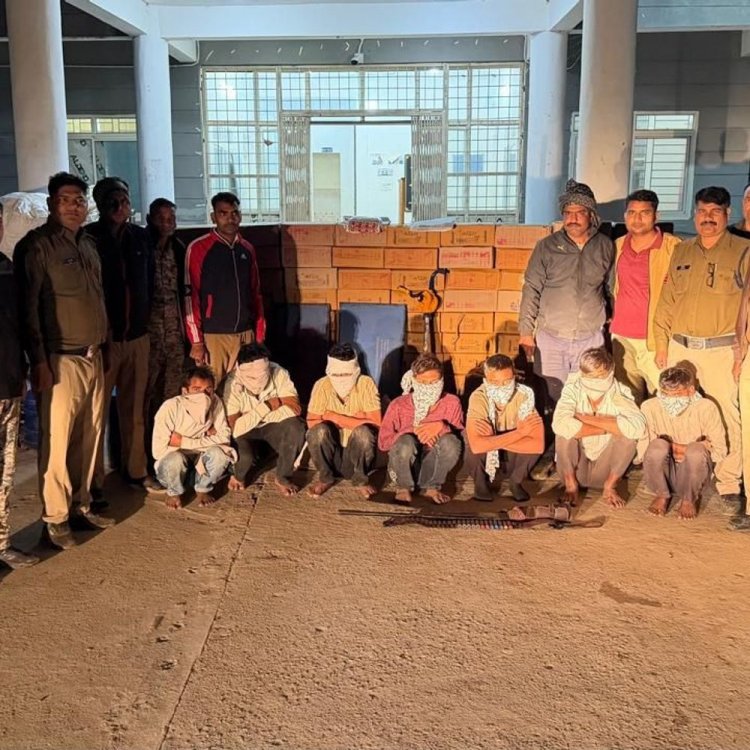 मुरैना में शराब बना रहे 7 आरोपी गिरफ्तार:एक हजार लीटर शराब, 600 लीटर स्प्रिट, 12 बोर की बंदूक सहित 4 जिंदा कारतूस बरामद